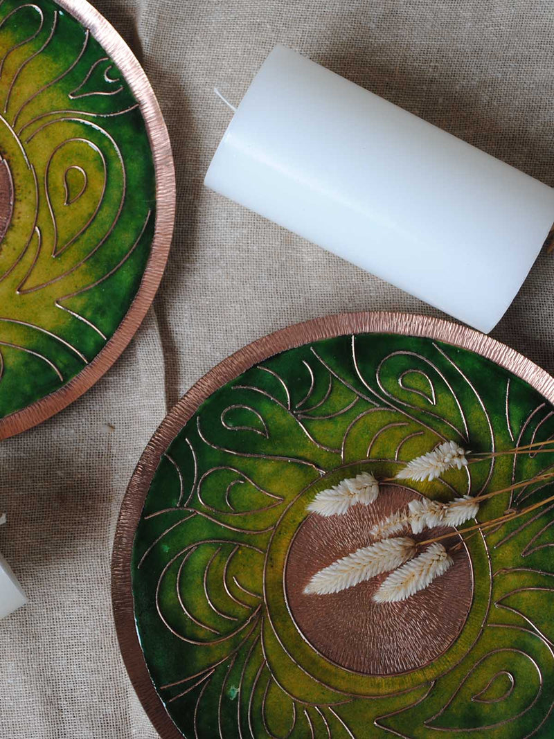 Lakire Koyari Green Wallplate Cum Candle Holder