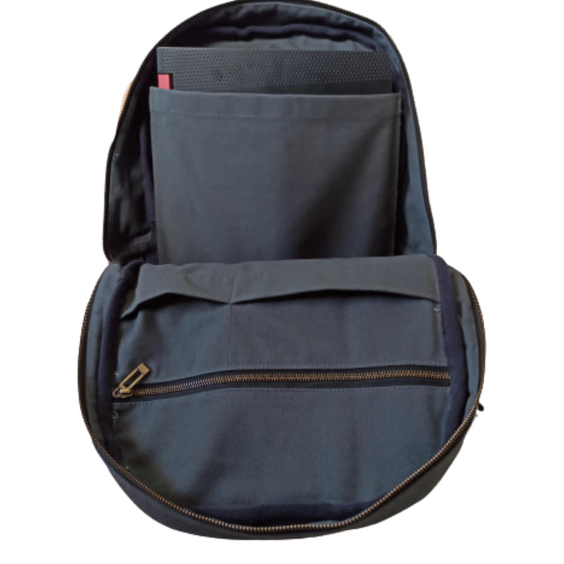 Eco friendly laptop bag with natural cushion